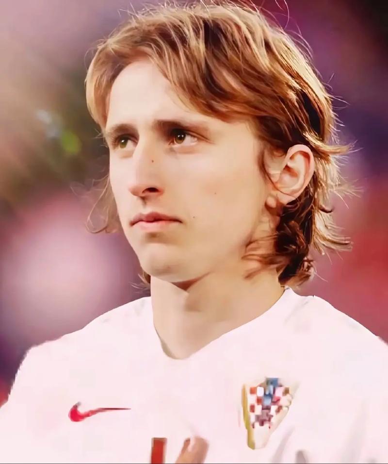 爆冷！湖人客场不敌倒数第二国王，赛后数据揭晓最大“罪人”并非东契奇