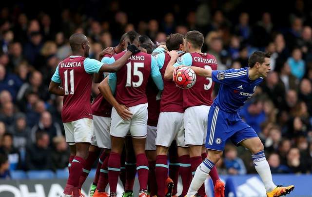 上线半年收益预估超14亿，这款游戏怎么做到“全球通吃”的？