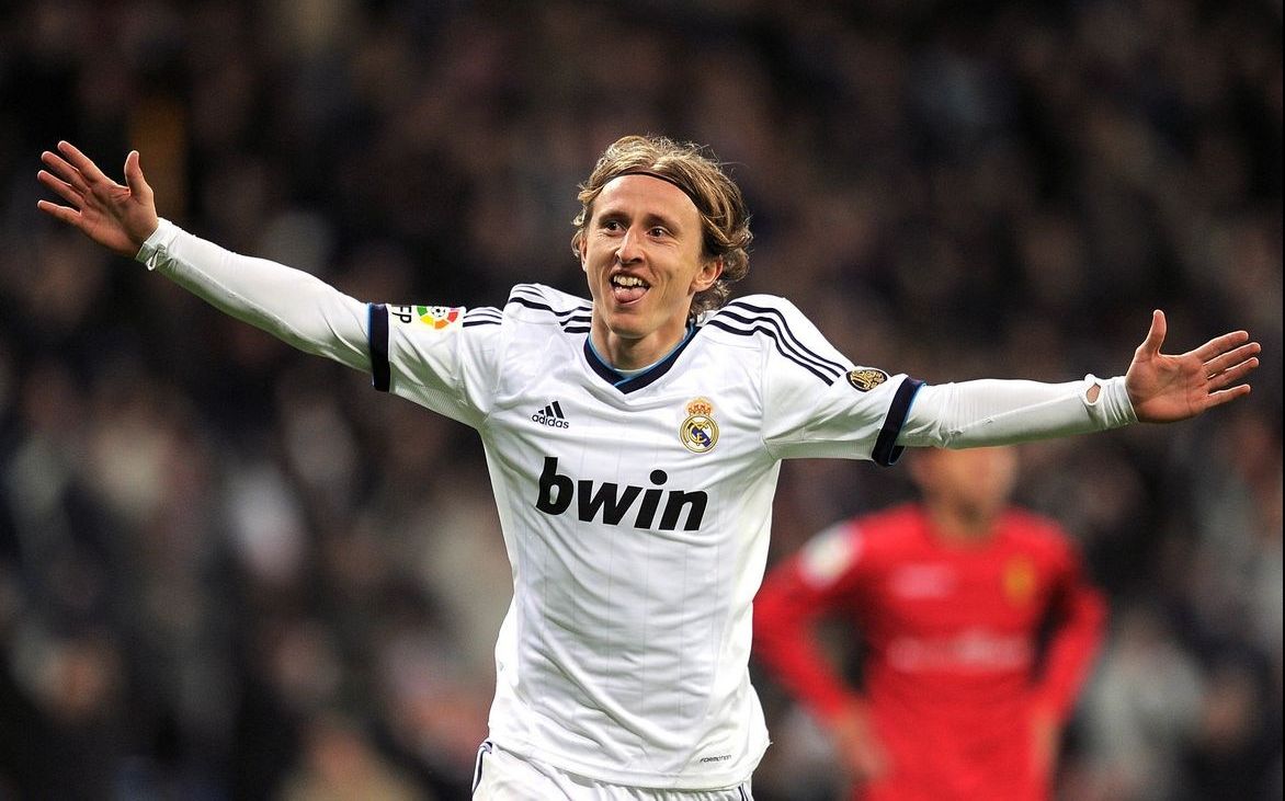 王者十周年主题及新英雄令狐闻曝光,43款限定皮肤返场